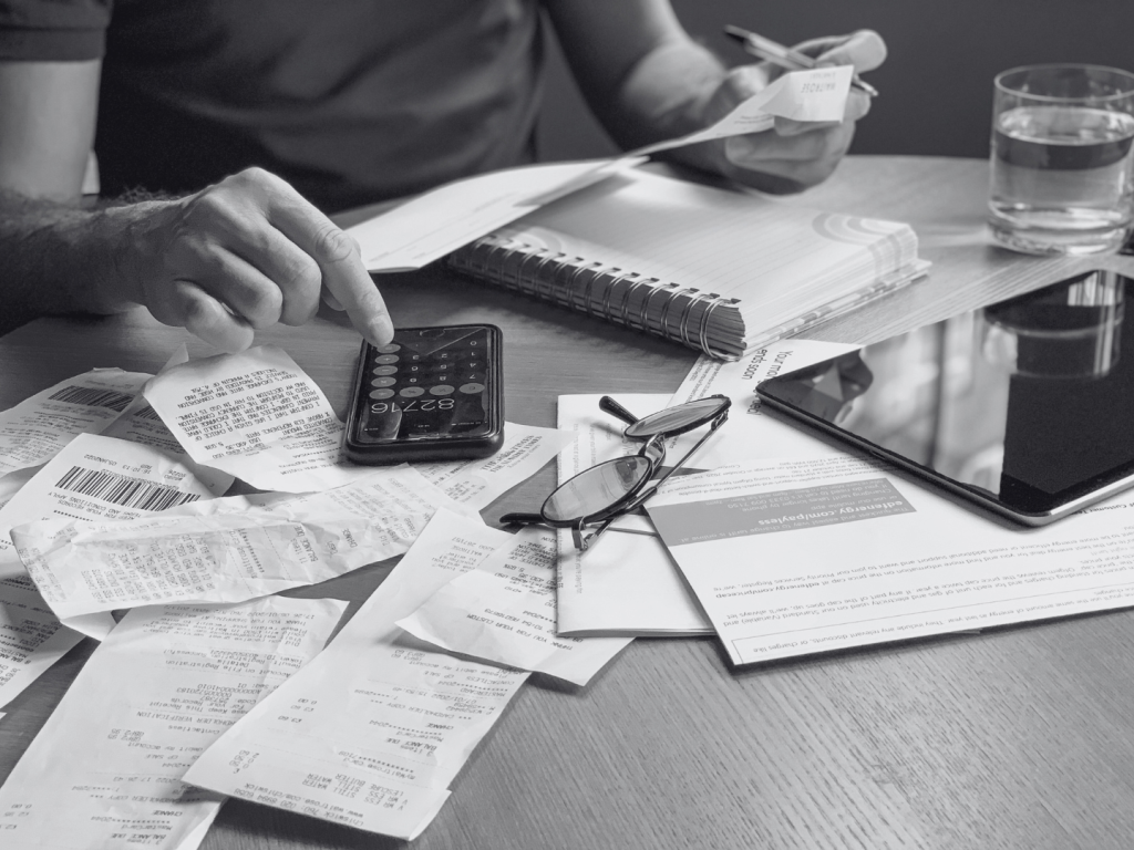 הוצאה לפועל